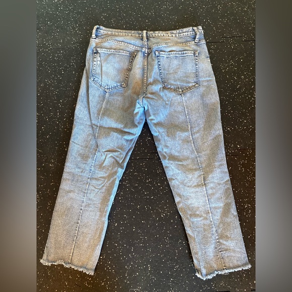 🩵Silver Crop Jeans ✨3 FOR $20✨ - Picture 2 of 6